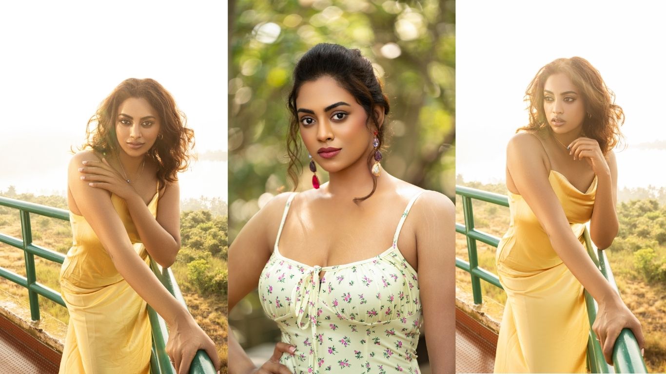 stunning-and-sophisticated-kamakshi-bhaskarlas-latest-glamorous-stills (1)