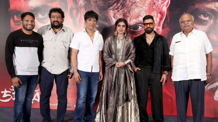 veera-dheera-sooran-a-different-mass-commercial-entertainer