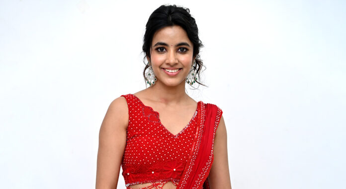 little-hearts-is-a-fun-college-drama-shivani-nagaram