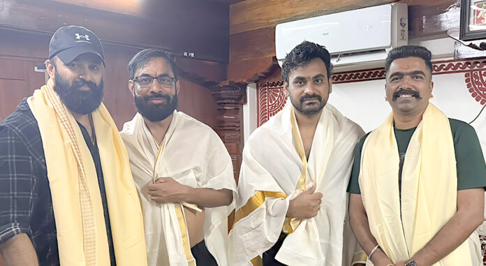 pan-india-biopic-maa-vande-announced-on-modi