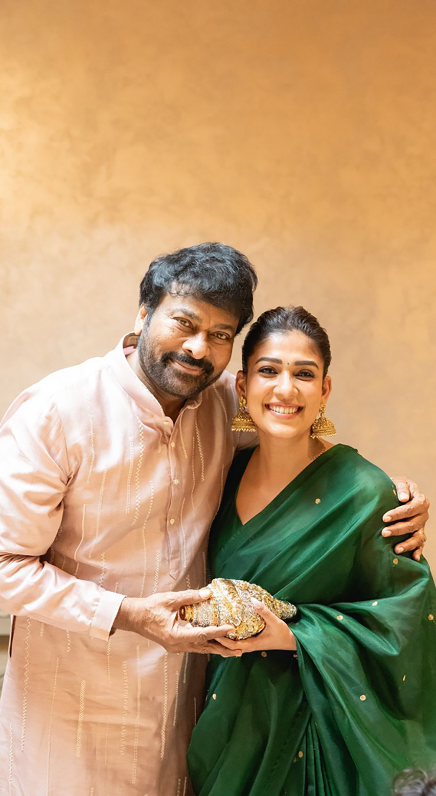 chiranjeevis-grand-diwali-bash-lights-up-tollywood