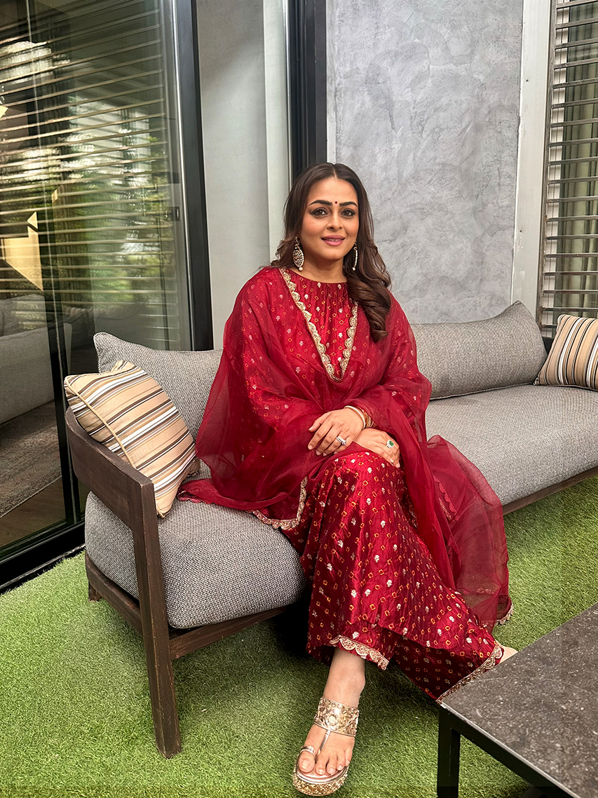 shilpa-shirodkar-on-her-telugu-comeback-with-jatadhara-its-an-exciting-role-and-a-great-experience