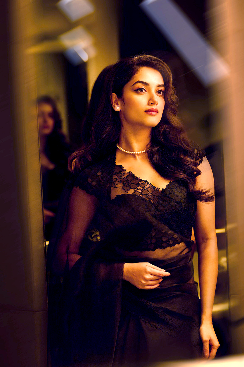 kaantha-will-captivate-everyone-says-heroine-bhagyashri-borse