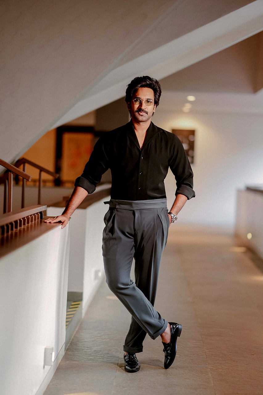 akhanda-tandavam-has-more-high-moments-than-akhanda-aadhi-pinisetty