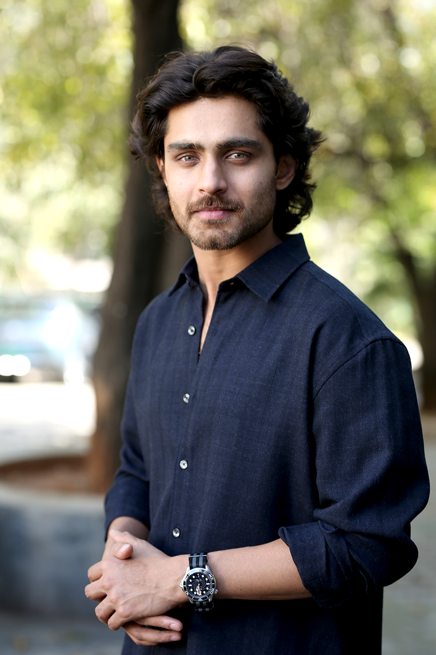 champion-delivers-grand-action-and-deep-human-emotions-that-connect-with-everyone-roshan