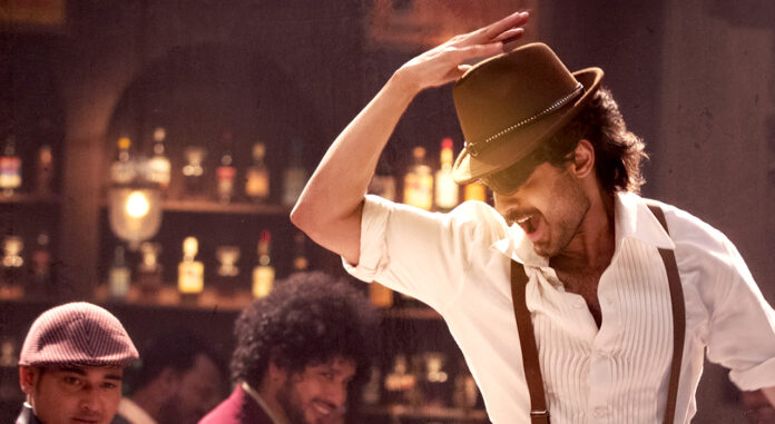 roshan-stuns-with-energetic-jazz-moves-in-i-am-a-champion