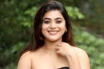 yamini-bhaskar-shines-as-a-strong-independent-woman-in-psych-siddharth