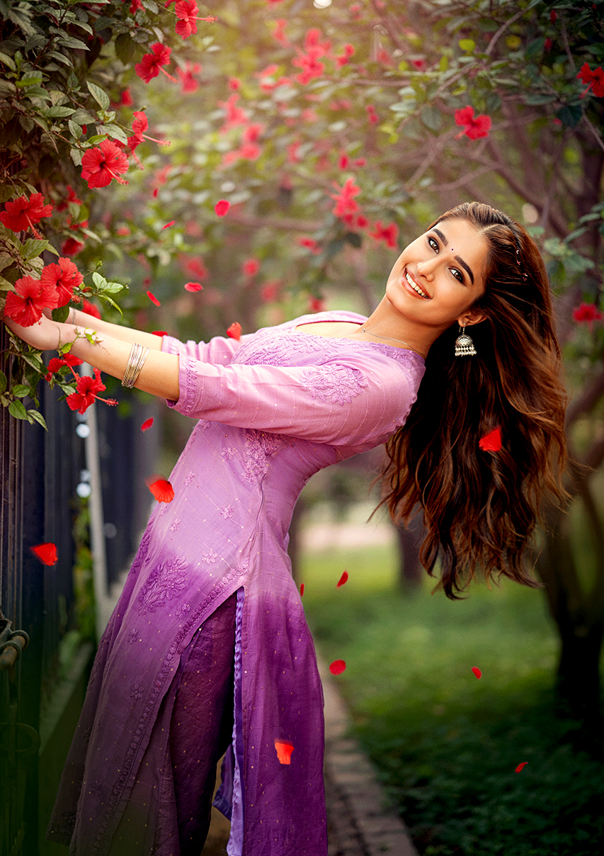 rasha-thadani-makes-her-telugu-debut-with-srinivasa-mangapuram