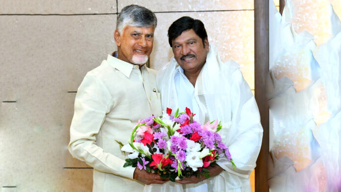 chandrababu-naidu-felicitates-dr-rajendra-prasad-on-padma-shri-honour