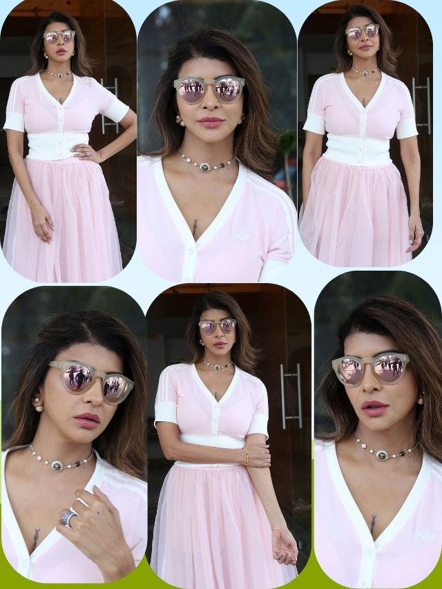 ✨ Lakshmi Manchu Stuns in Elegant Pink Look