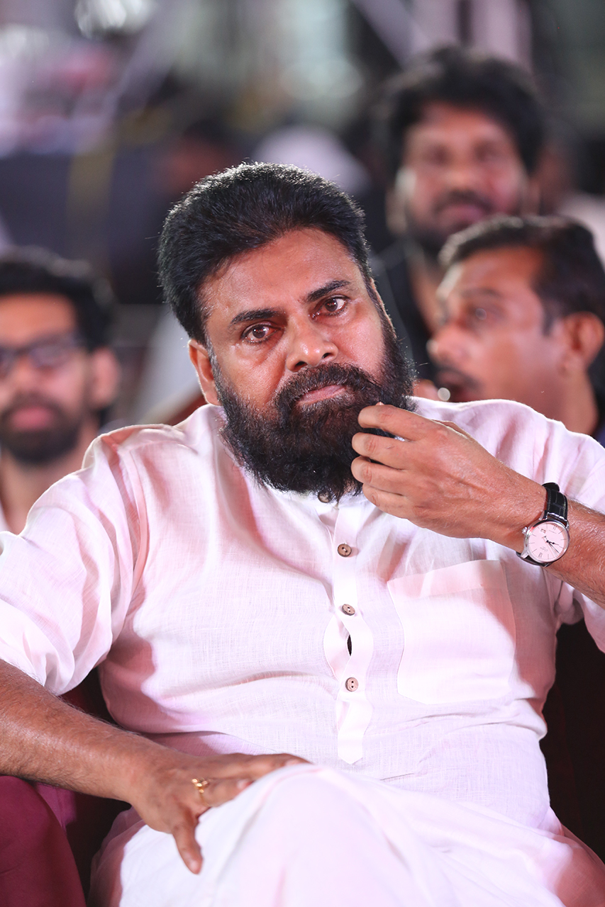 pawan-kalyan-hopes-ustaad-bhagat-singh-recreates-the-magic-of-gabbar-singh pawan-kalyan-hopes-ustaad-bhagat-singh-recreates-the-magic-of-gabbar-singh