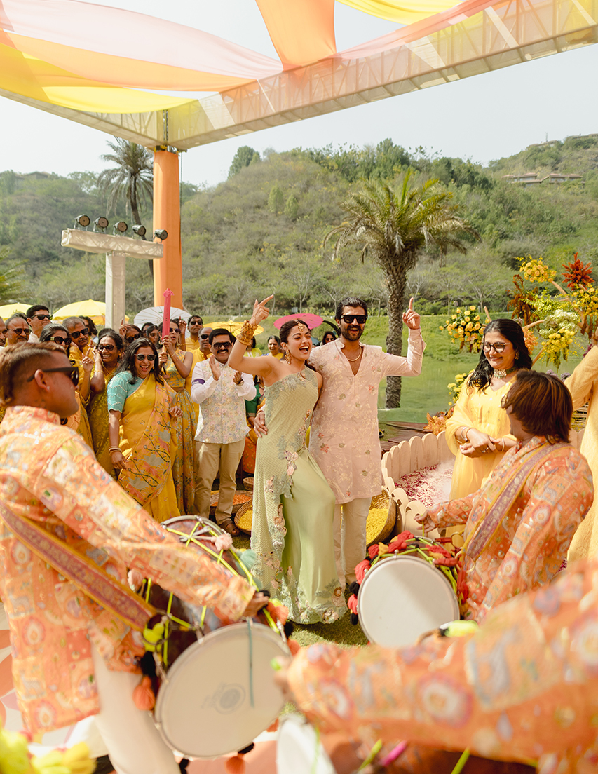 virosh-vijay-rashmikas-haldi-function-a-joyful-celebration-of-love-and-traditions