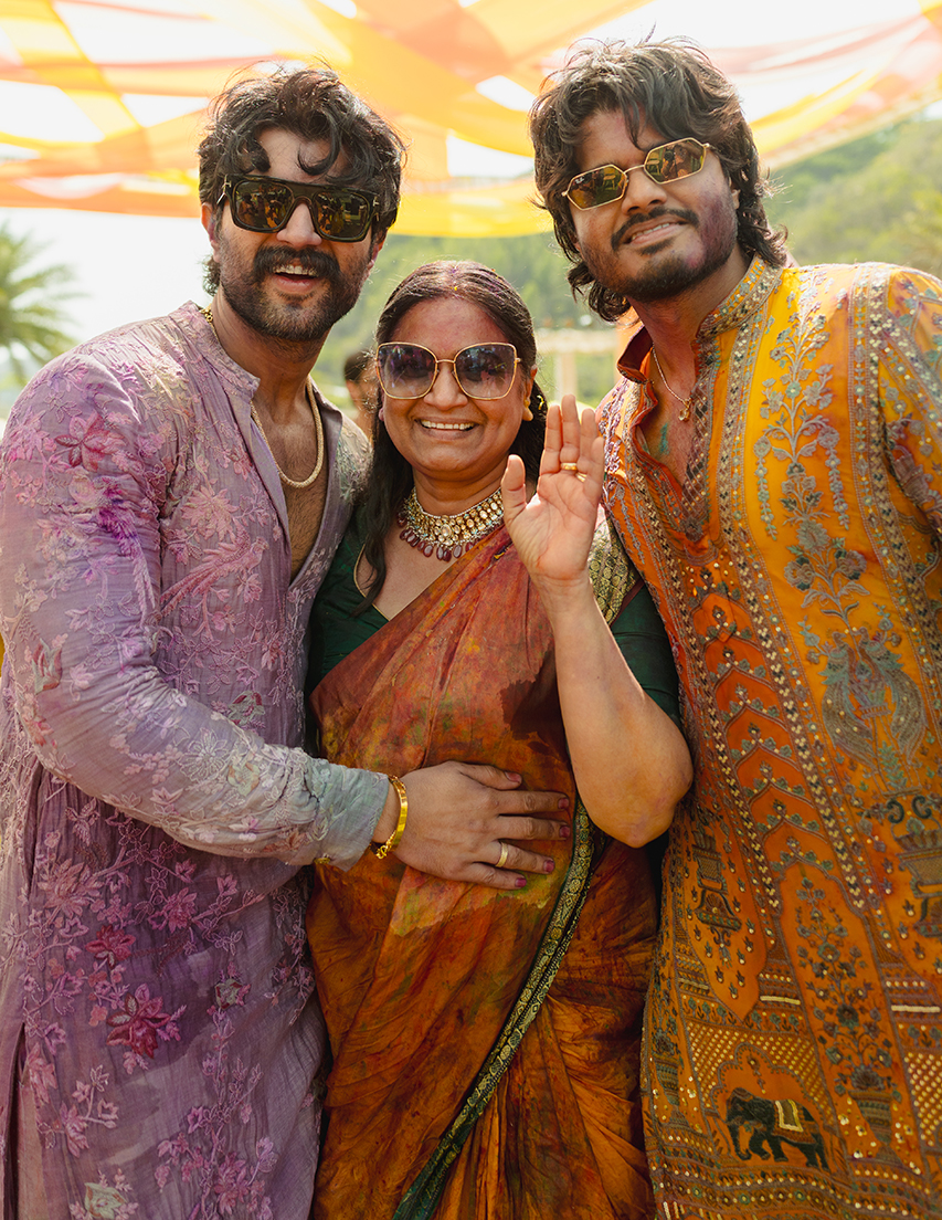 virosh-vijay-rashmikas-haldi-function-a-joyful-celebration-of-love-and-traditions