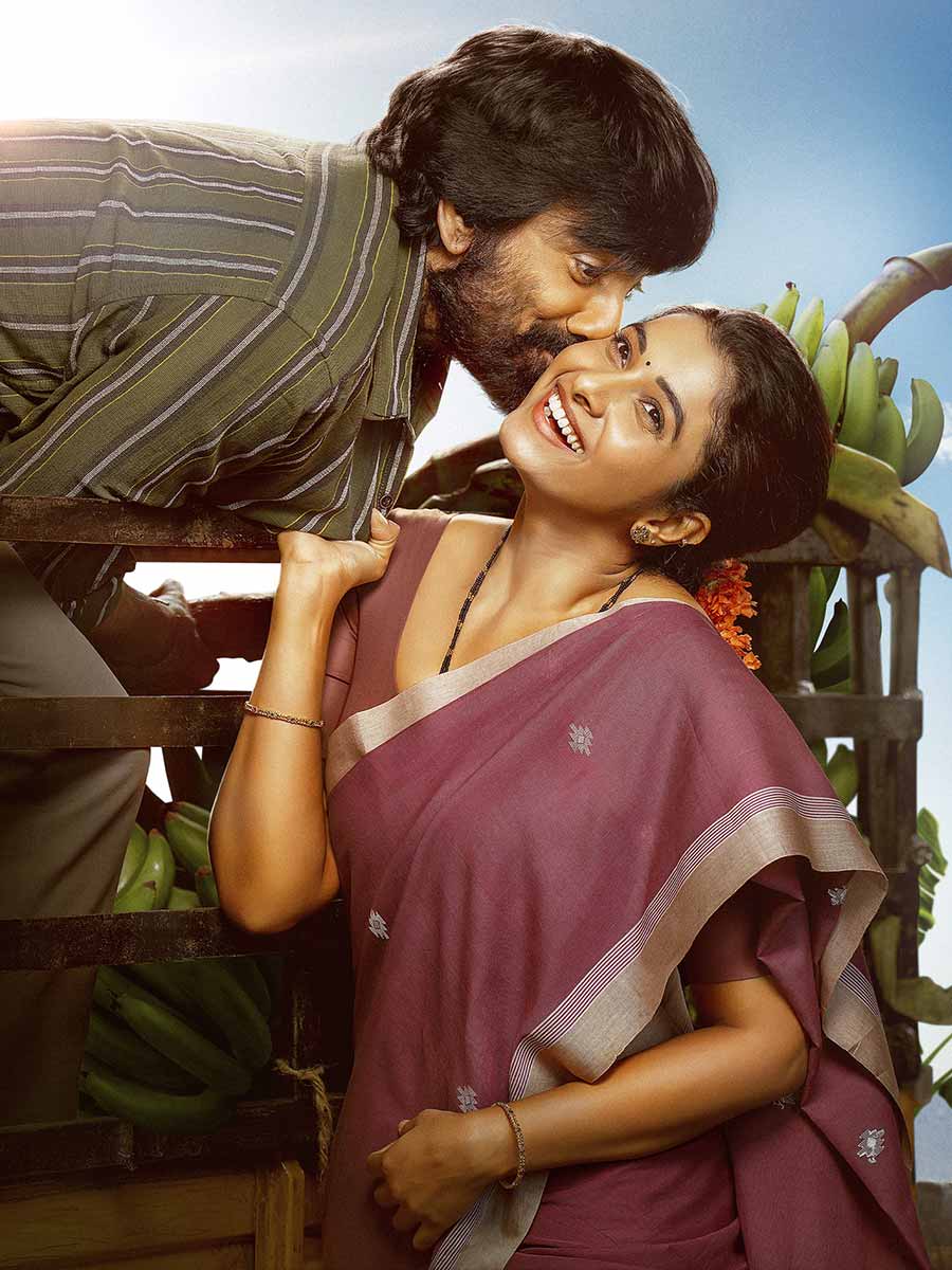 Ravi Teja’s Irumudi Locks August 21 Worldwide Release