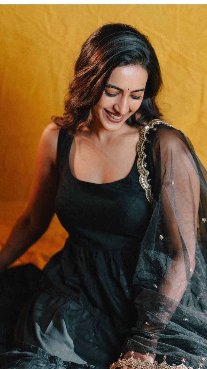 Niharika Konidela Radiates Grace in Black Ensemble