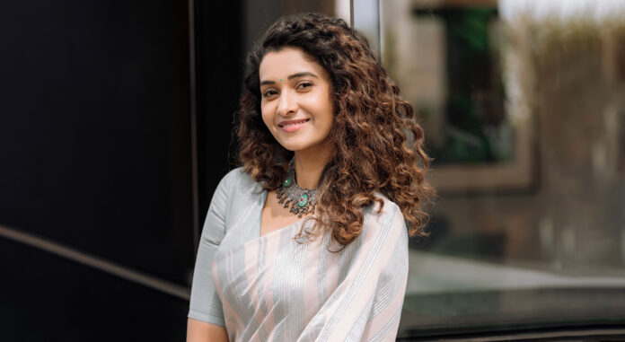 Irumudi Has Thrills & Strong Emotions: Priya Bhavani Shankar