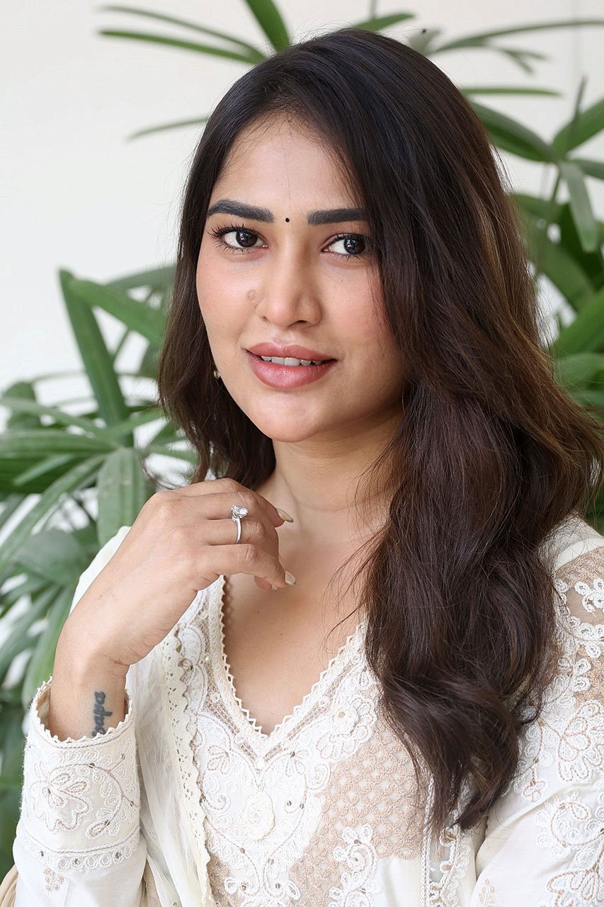 Lucky to Make My Debut with Tatvam: Dashvika K.