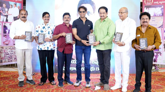 Journalist Prabhu Celebrates 40 Years in Film Journalism