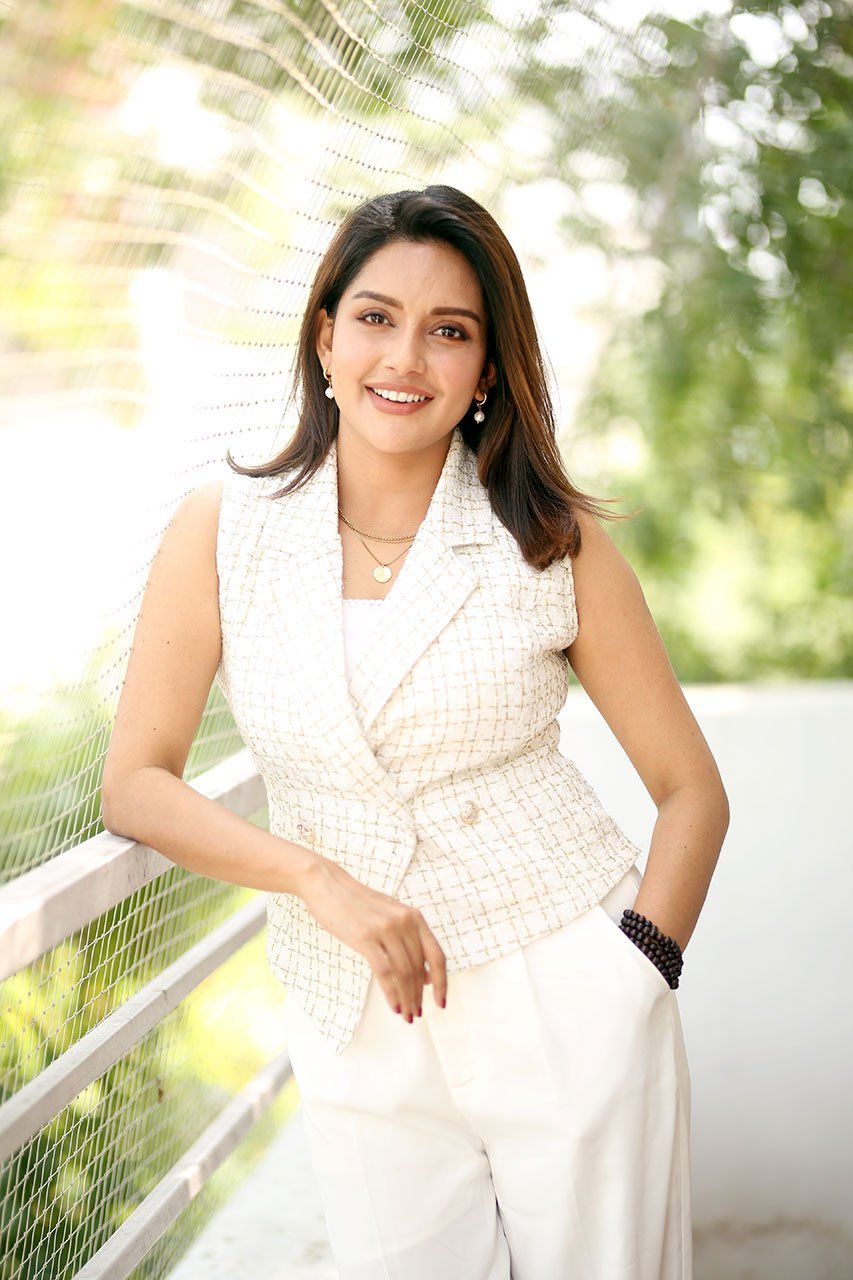 I’m Very Happy to Make My Telugu Debut with Comrade Kalyan: Mahima Nambiar I’m Very Happy to Make My Telugu Debut with Comrade Kalyan: Mahima Nambiar